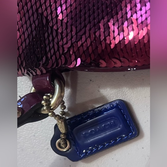 Coach Limited Edition Poppy Pouch - Picture 7 of 7